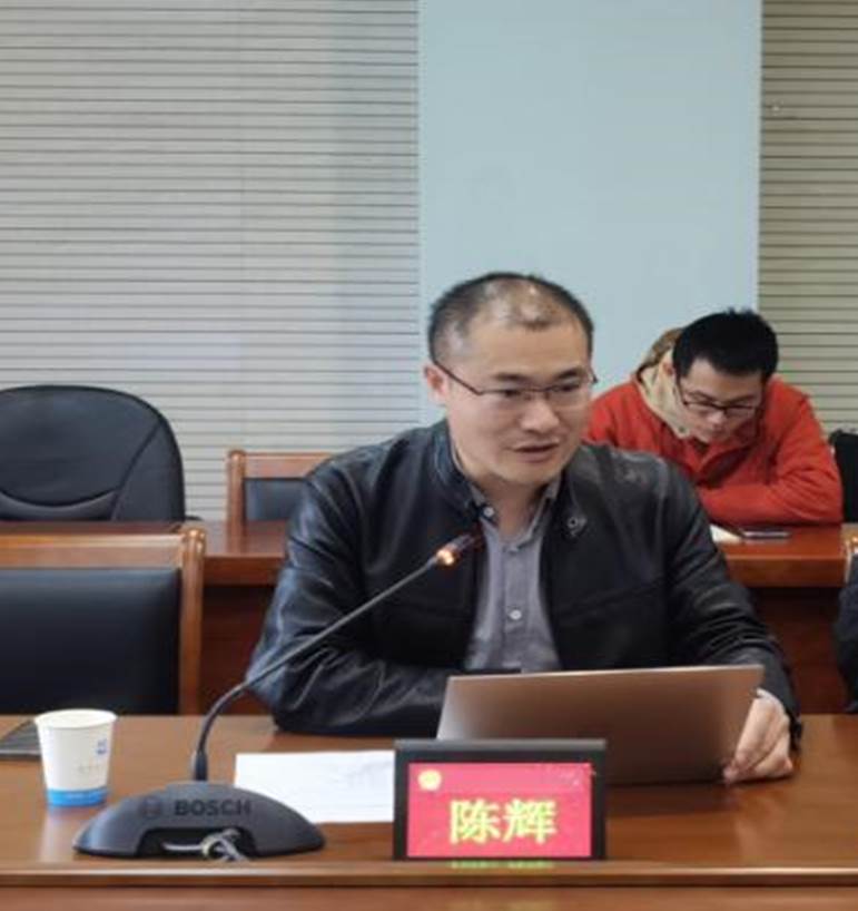 7c5717f4c9e1b9d4fce9fabe57a3f52