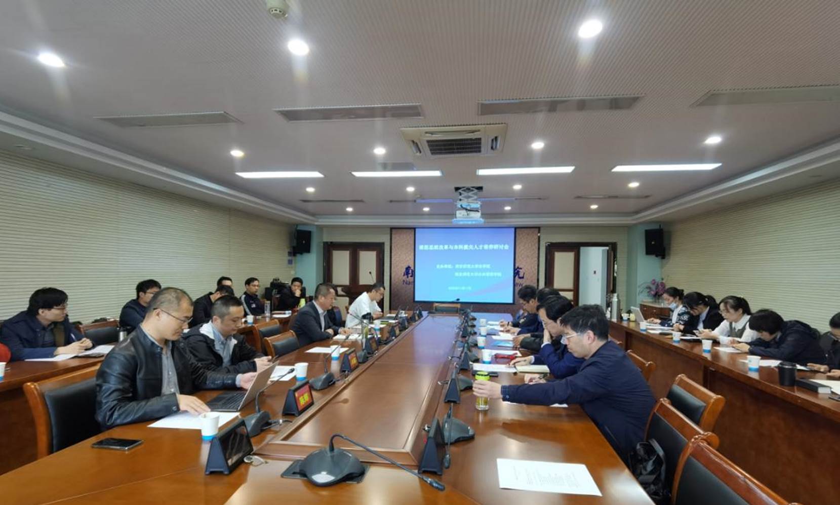 59ee43967ec6d8d88a85b168e179a6e